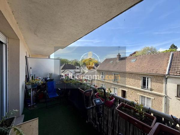 Vente                                                      Appartement
                        
                     3 pièces                      61 m2                     à La Ferté-Gaucher