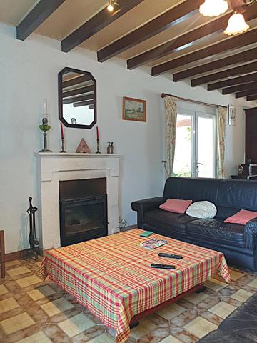 Maison à vendre BARBEZIEUX (16) 181 m², 4/5 ch, terrain 3300m², 2 garages