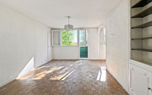 Appartement à vendre    4 pièces • 70 m2 Bondy