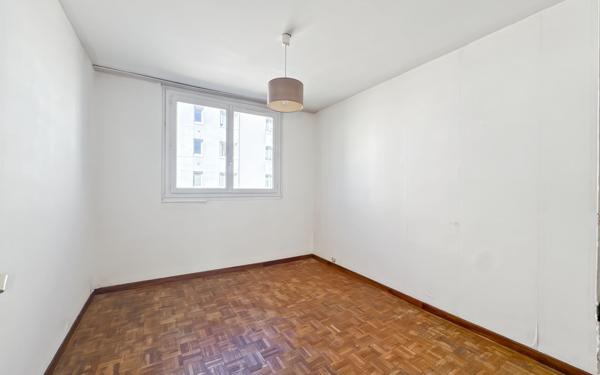 Appartement à vendre    4 pièces • 70 m2 Bondy