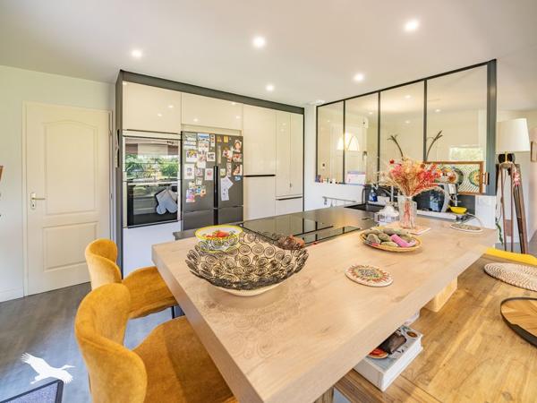 Maison à vendre 399 000 € Denguin 6 p 175 m² DPE C
