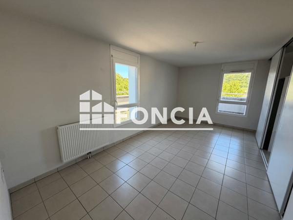 Location Appartement 4 pièces 101.85 m² - 36 RUE LUIS BUNUEL Floirac 33270