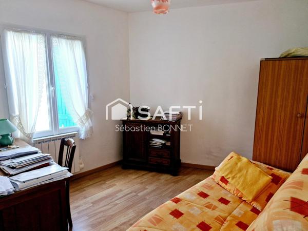 Maison plain-pied 3 chambres avec garage et atelier