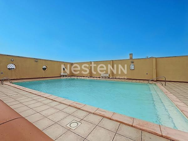 Charmant studio cabine meublé de 21 m² avec balcon de 7 m² et vue sur les Salins, local à vélos & piscine en option, Gruissan, Rive Droite