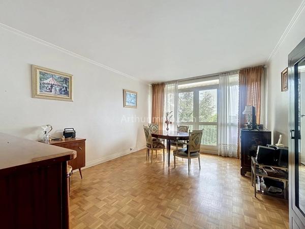 Vente                                                      Appartement
                        
                     3 pièces                      62 m2                     à Bonneuil-sur-Marne