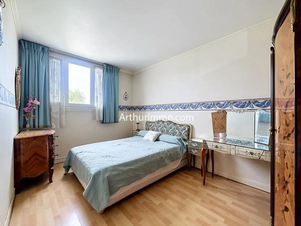 Vente                                                      Appartement
                        
                     3 pièces                      62 m2                     à Bonneuil-sur-Marne