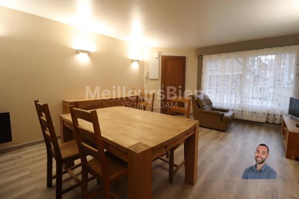 Appartement  chambre séparée avec cour intérieur et parking