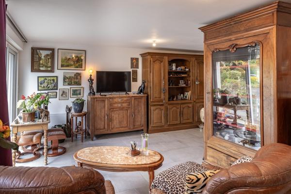 Vente Maison de luxe Neuvic 8 Pièces 268 m²
