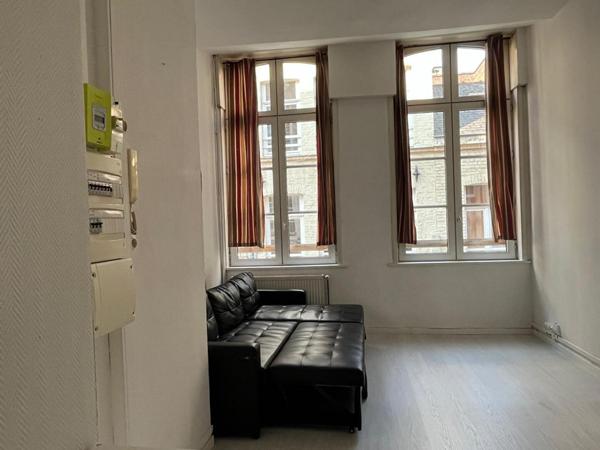 A LOUER : T1 à LILLE • • 700 € CC • Réf. G386-1