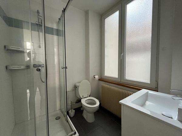 A LOUER : T1 à LILLE • • 700 € CC • Réf. G386-1