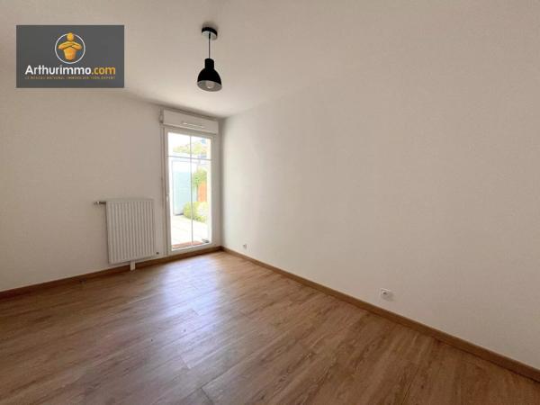 Location                                                      Appartement
                        
                     2 pièces                      43 m2                     à Franconville