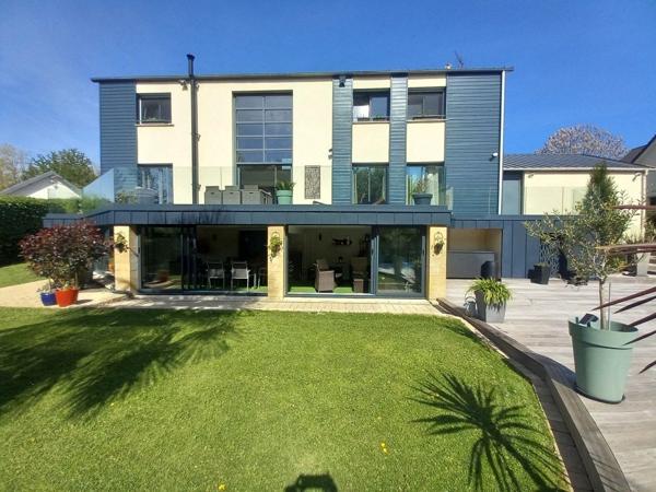 Vente Maison contemporaine Malaunay 10 Pièces 227 m²