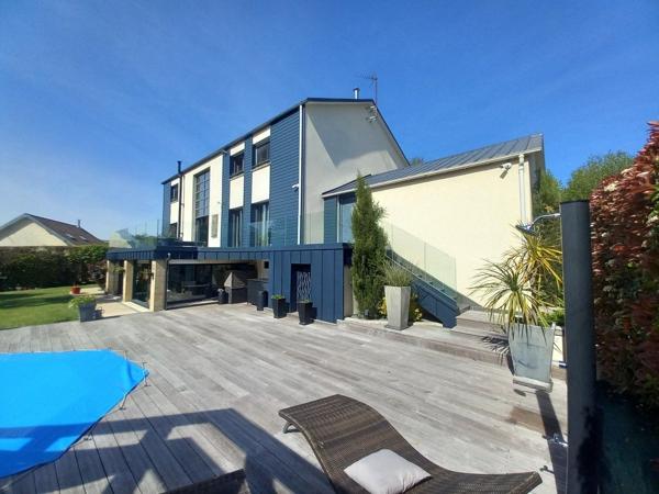 Vente Maison contemporaine Malaunay 10 Pièces 227 m²