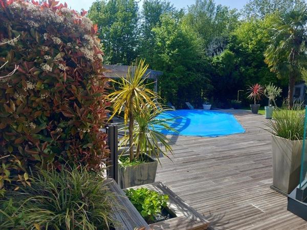 Vente Maison contemporaine Malaunay 10 Pièces 227 m²