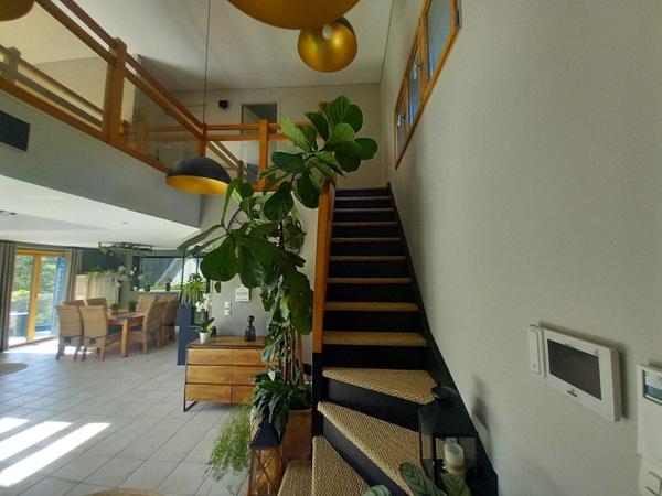 Vente Maison contemporaine Malaunay 10 Pièces 227 m²