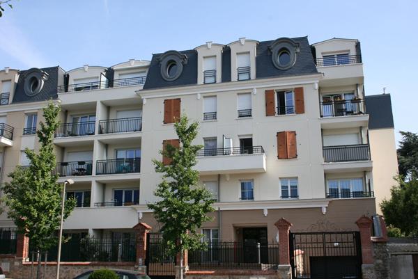 Appartement Franconville 3 pièces - Balcon exposé Sud-Ouest - Place de parking