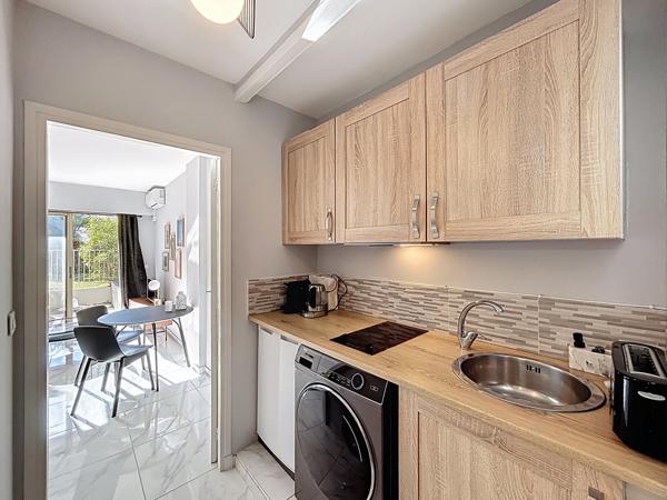 Le Cannet Grande Bretagne - Studio rénové en rez de jardin