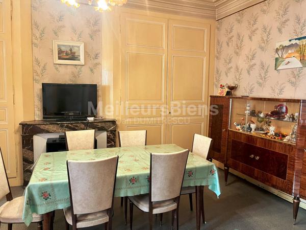 Hyper Centre ville Roanne F5 avec du cachet à renover