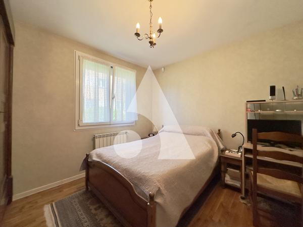Maison 10 pièces 234 m2