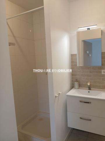 44000 NANTES T1 MEUBLE EN FACE DU PARC DE PROCE