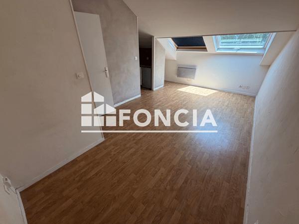 Location Studio 17.47 m² - 14 RUE PERE JEAN FLEURY Poitiers 86000