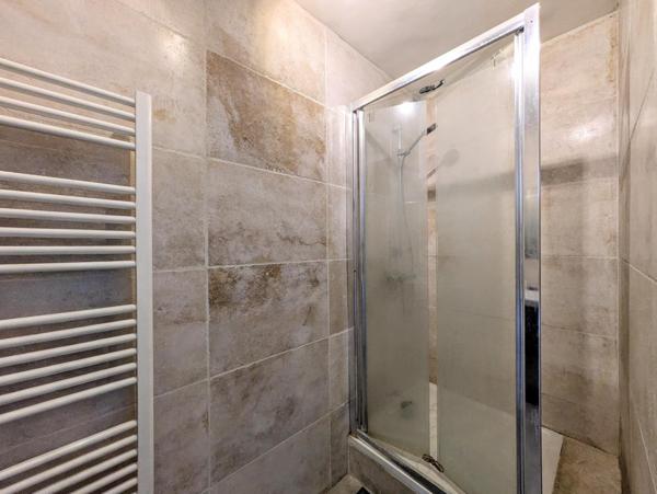 À deux pas de la mer – Beau duplex 3 pièces de 75 m² avec ascenseur !