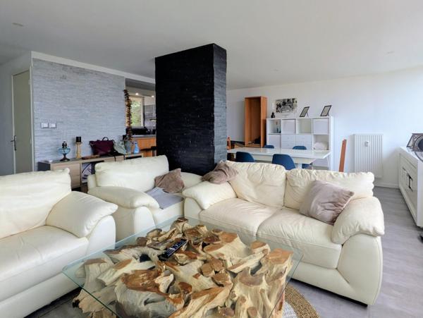 À deux pas de la mer – Beau duplex 3 pièces de 75 m² avec ascenseur !