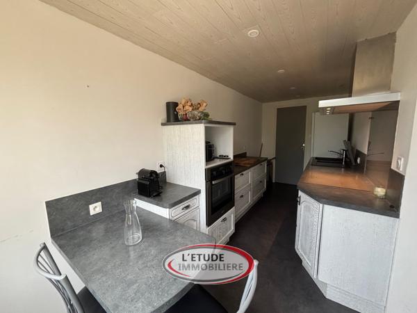 Dans le bourg de Carquefou, maison de plain-pied 2 chambres, faites tout à pied !