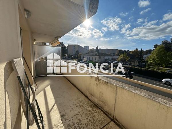 Location Studio meublé 29.85 m² - 5-15 RUE BOTHIRON Blanquefort 33290