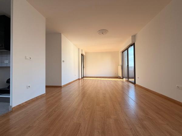 Colombes 4 pièces 85m² avec balcons et parking