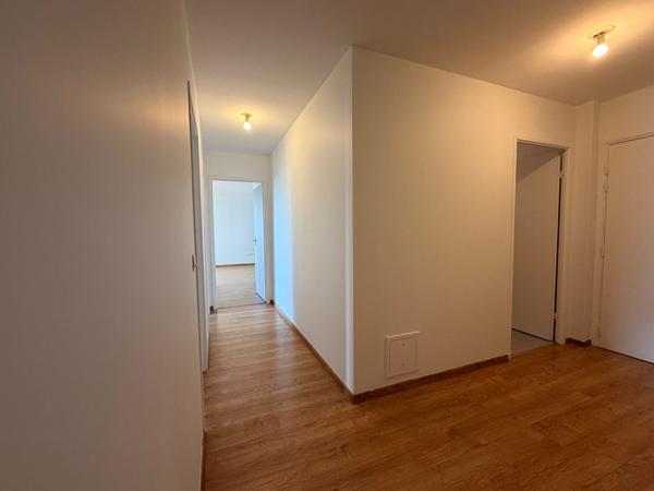 Colombes 4 pièces 85m² avec balcons et parking