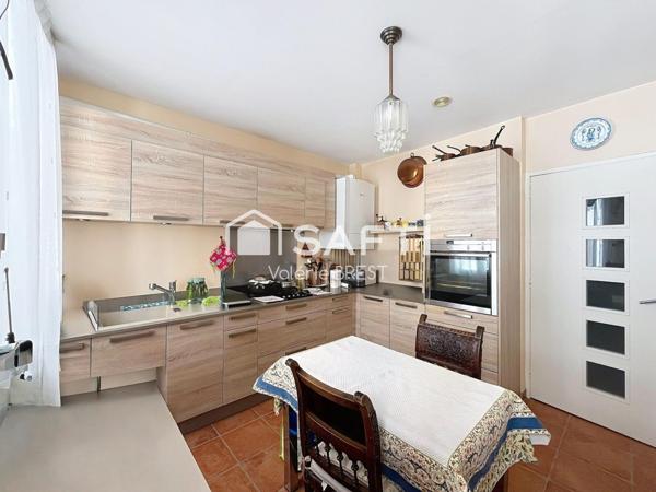 Marseille 8ème- Le Rouet- Maison de ville 200+50m2