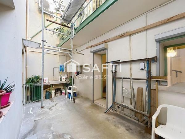 Marseille 8ème- Le Rouet- Maison de ville 200+50m2