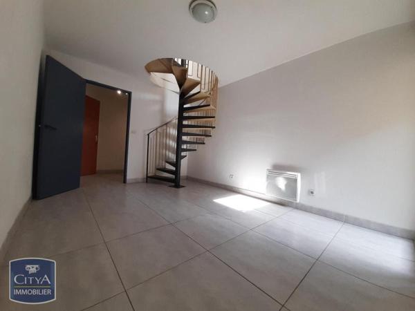 Appartement à louer 2 pièces 32.39m² Nîmes (30000)