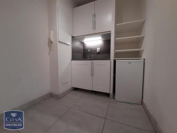 Appartement à louer 2 pièces 32.39m² Nîmes (30000)