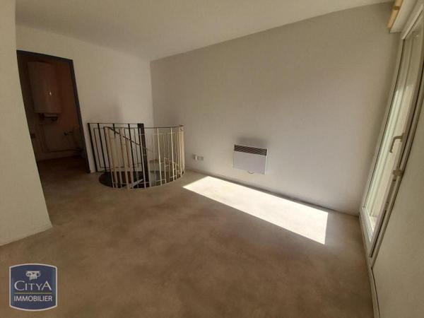 Appartement à louer 2 pièces 32.39m² Nîmes (30000)