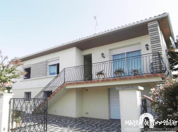 Vente Pavillon sur grand sous-sol - 5 pièces - 107m² - Jardin clos - CHATEAUBERNARD Centre