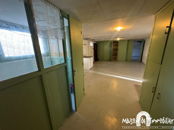 Vente Pavillon sur grand sous-sol - 5 pièces - 107m² - Jardin clos - CHATEAUBERNARD Centre