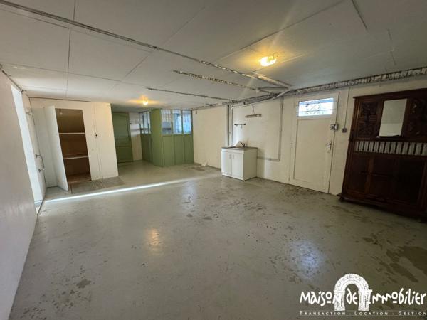 Vente Pavillon sur grand sous-sol - 5 pièces - 107m² - Jardin clos - CHATEAUBERNARD Centre