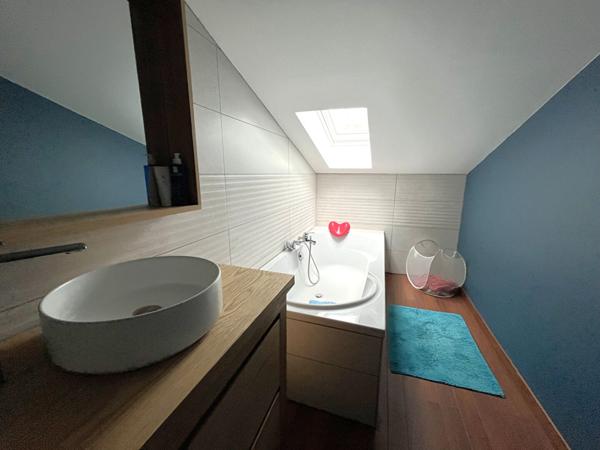 MAISON 5 chambres, SAINT HERBLAIN, garages, jardin, charme de l'ancien rénové