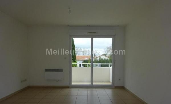 EXCLUSIVITÉ: Miramas, Type 3 dans résidence de standing avec 2 parkings