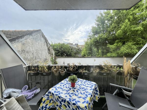 Aulnay-Sous-Bois - Proche centre-ville - Appartement 3 pièces avec balcon et parking box