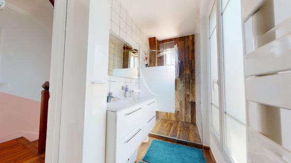LE RAINCY, Ensemble immobilier 260 m2 centre ville