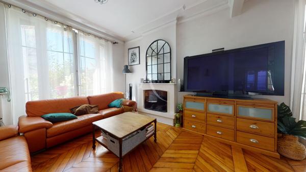 LE RAINCY, Ensemble immobilier 260 m2 centre ville