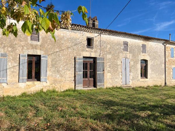 Ancien corps de ferme 120 m² + 330 m² dépendances – terrain 2600 m²