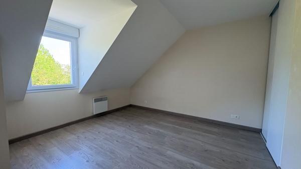 Maison à Pellouailles les vignes de 5 pièces avec garage et jardin.