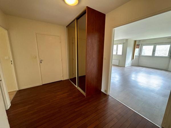 Appartement 3 chambres avec parking privatif