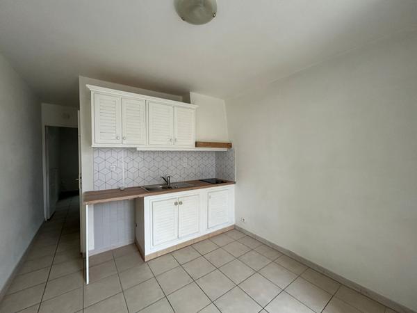 NIMES - Appartement P1 bis