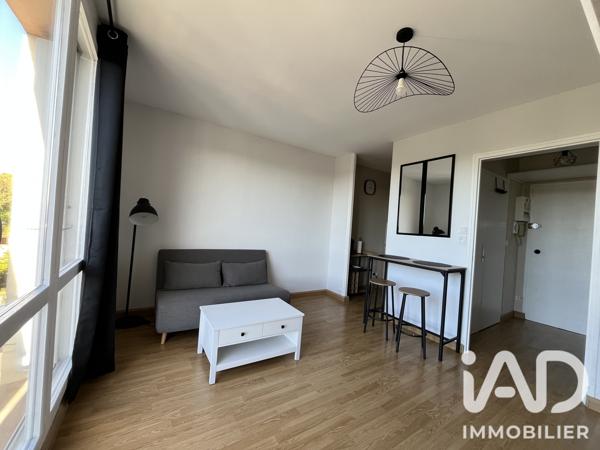 Location studio 25 m² La Chapelle-Saint-Luc