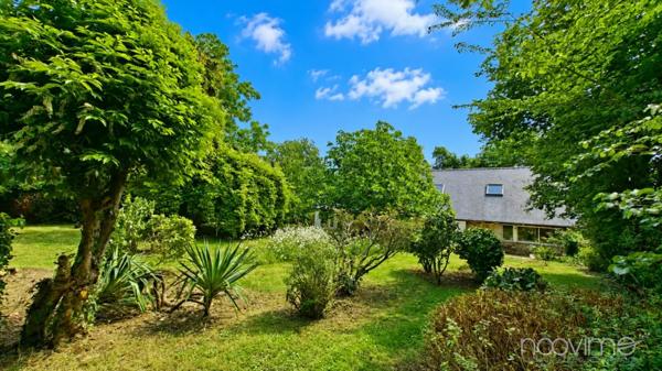 Longère bretonne à Guidel - 165 m2 environ - jardin arboré d